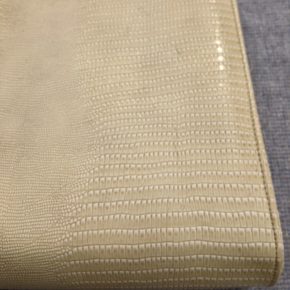 Vintage Mid Century Cream Reptile Purse As Is - Picture 2 of 5